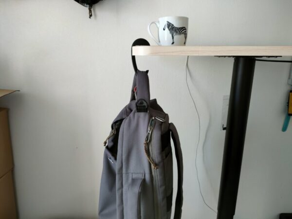minimal-bag-hanger2